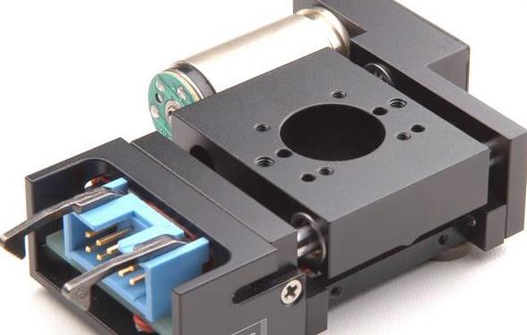 X-Y microscope stage (optical application) Stepper motors are also widely used in optical elements, which are often integrated in other applications (medical, instrumentation, defense, etc.). In this example, the stepper motor is used to move a microscope stage.