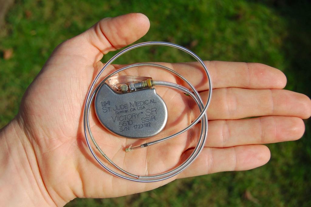 Pacemakers A pacemaker is a small device that s placed under the skin of your chest or abdomen to help control abnormal heart rhythms.