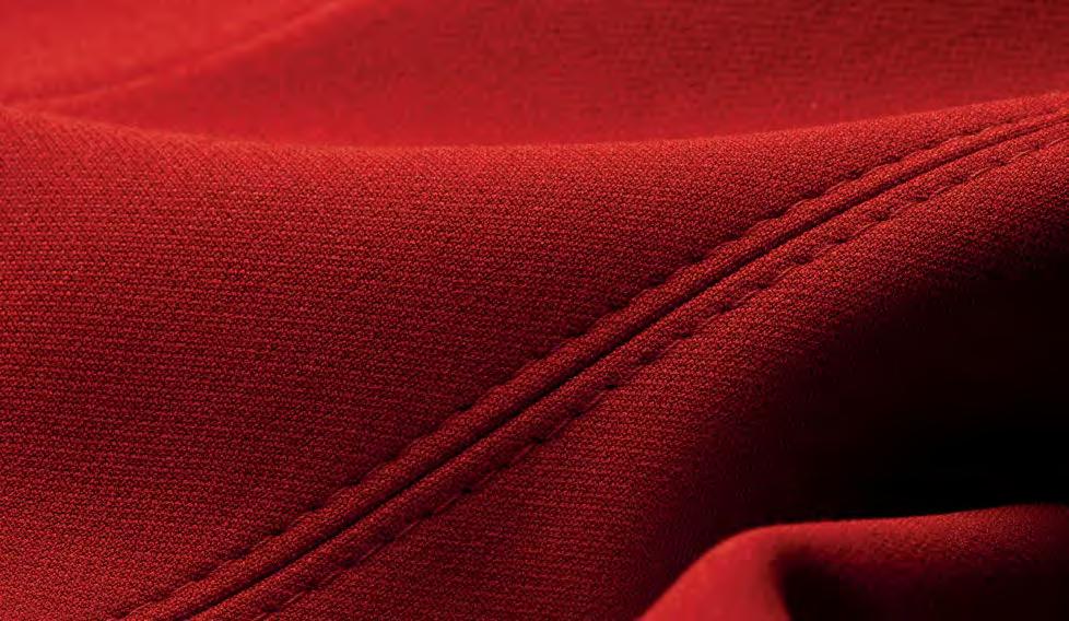 MARA FOR THE PERFECT SEAMS 100 % Polyester Micro Core Technology Menswear and womenswear Designed for universal use for different purposes depending on the thread thickness Closing seams and holding