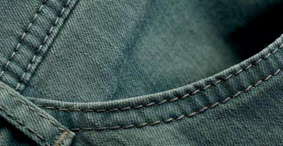 D-CORE FOR HEAVY-DUTY SEAMS Polyester/cotton Core spun thread Jeans Workwear Clothing subjected to enzymatic and chemical treatments Well suited for post-treatment processes such as stone washed
