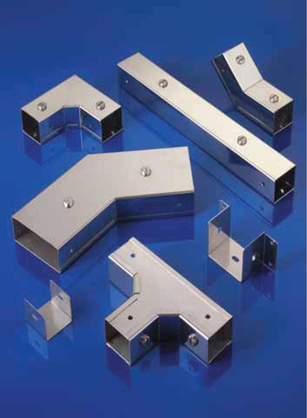 WEATHERPROOF TRUNKING 10mm C B A A B C Body Cover Finish Thick Thick KTW22 KT2W22 50mm 50mm 3000mm 1.5mm 1.5mm KTW32 KT2W32 50mm 75mm 3000mm 1.5mm 1.5mm KTW33 KT2W33 75mm 75mm 3000mm 1.5mm 1.5mm KTW42 KT2W42 50mm 100mm 3000mm 1.