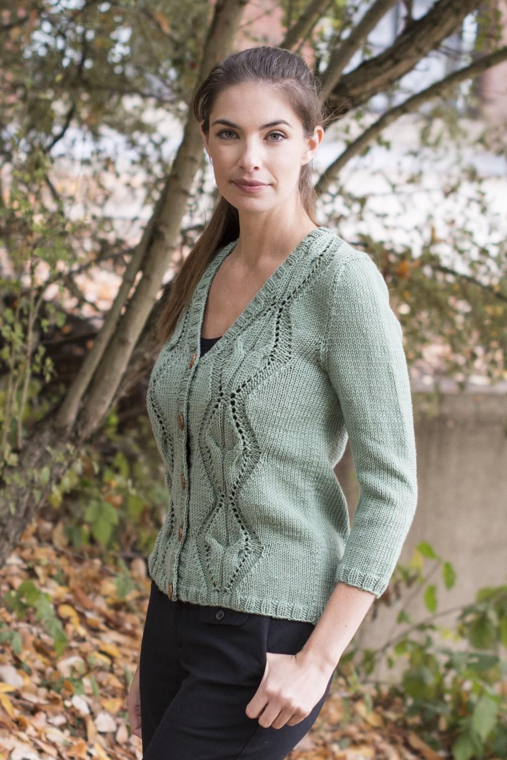 Skill Level: Intermediate Elysian Angel Wings Cardigan Designed by Cheryl Beckerich Size: S (M, L, XL, 2XL, 3XL) Finished Measurements: 36 (40, 44, 48, 52, 56) at Bust 24 (24.25, 25.25, 25.5, 26.