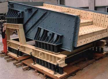 Osborn Pan Feeders are manufactured in many different widths and lengths from 300 mm wide up to a 2400 mm wide and up to 4000 mm long. Osborn GBEX H.D.