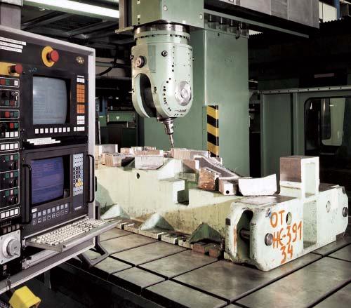 If neccesary Portal Machining Centers can be linked with aditional machines.
