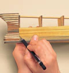 Make a pencil mark at the point which coincides with half the thickness of the 4th frame and adjust the
