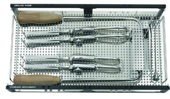 Sets 01.221.100 Instrument Set for minimally invasive Cable Cerclage 68.221.100 Tray for Standard Instruments for minimally invasive Wire and Cable Cerclage 03.221.002 Cerclage Tunneling Device B 46 mm 03.