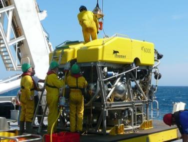 equipment R/V Atalante and its deep sea