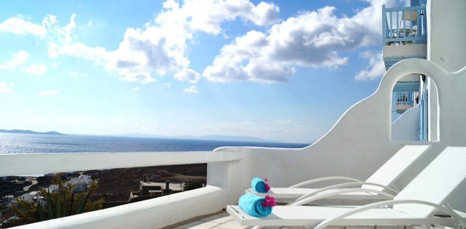 VIEWS If your rooms have a balcony or terrace, along with an amazing view, it can do wonders for your conversion!