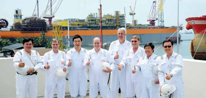 and Mr Michael Chia, MD (Marine & Technology) of Keppel O&M Keppel Shipyard received a royal guest on 8 November 2014 when His Serene Highness Prince Albert II of Monaco visited and toured the