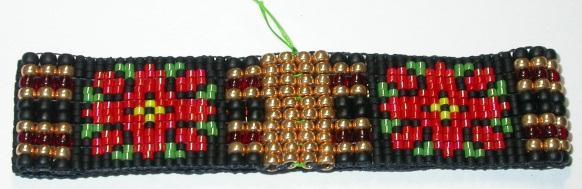 30 31 32 30-32 Remove the bracelet from the loom and allow to rest overnight.