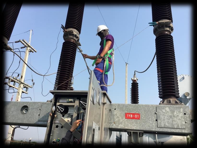 115 kv Gas Circuit Breaker (SF6) Electrical Test - Insulation Resistance Test Insulation resistance test at 5000 Vdc between top and middle, and between middle and case for 1 min, shall be exceed