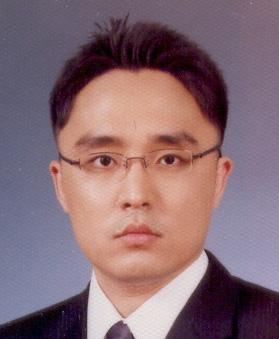 JOURNAL OF SEMICONDUCTOR TECHNOLOGY AND SCIENCE, VOL.6, NO.2, JUNE, 2006 67 where he has been involved in the development of highdensity DRAM.