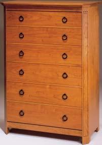 91-2081 SINGLE DRESSER H35 W40 D19 Four drawers (top drawer appears as two).