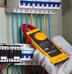 This durable clamp meter is a must-have for basic clamp measurements.