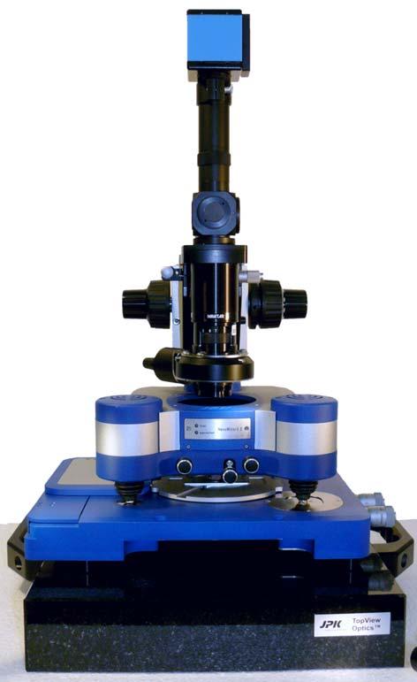 The sample positioning for the Life Science stage can be manual or motorized.