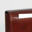 Avancorpi is a collection of natural leather articles.