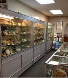 They have one of the largest selections of minerals, fossils,