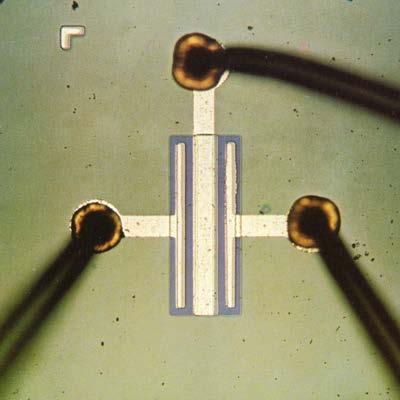 concept of fieldeffect transistor unsuccessful experiments with Bardeen 1960: Atallah & Khang (Bell Labs)