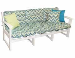Constructed with durability and comfort in mind, this lounge