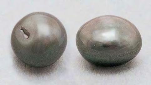 Certainly, both of these weigh more than the reported or assumed weights for such large, historically famous nacreous pearls as the 450 ct Hope pearl, the 605 ct Pearl of Asia, and the 575 ct Arco