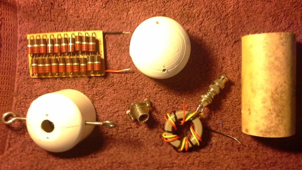 This is the first Termination and Balun setup I built for the 2 leg terminated dipole experiment.
