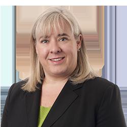 Overview Holly Robbins represents employers in all stages of litigation, from administrative proceedings, to discovery and motion practice, to jury and court trials and administrative evidentiary
