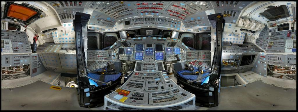Space Shuttle Discovery Flight Deck Gigapan: 2.