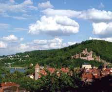 Lying on the confluence of the Main and Tauber rivers, the former seat court of the Count of Wertheim has a particular atmosphere with its ancient lanes, half-timbered houses and the castle ruins