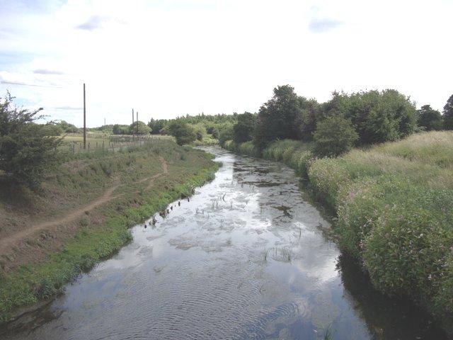 Above: The River Glaze, here along Jennets Lane just before you come to the T junction and turn right (south) to head towards Windy Bank.
