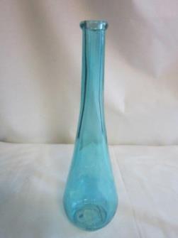 00 Vase GLA031 Description Size (H/W) CM Quantity Price Ex VAT Pic Dotted Blue 14