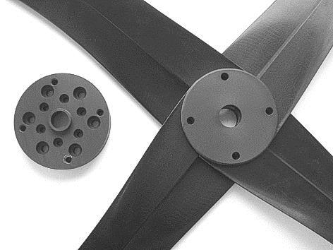On the propeller must be mounted a pressure plate used with all bolts with a minimum thickness of 5 mm. Figure 13: 3-blade Propeller ex. H30F Figure 14: 4-blade Propeller ex.