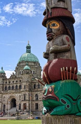 The images on this page show my results photographing the Legislative buildings in Victoria, British Columbia, during various types of light.
