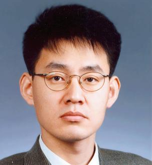 1438 INSERT Author s Photo Deog-Kyoon Jeong received the B.S. and M.S. degrees in Electronics Engineering from Seoul National University, Seoul, Korea, in 1981 and 1984, respectively, and the Ph.D. degree in Electrical Engineering and Computer Sciences from the University of California, Berkeley, in 1989.