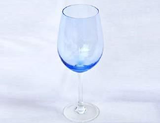 R9.00 Blue Wine Glass 20 cm