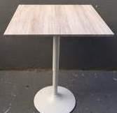 00 Round High White Cocktail Table CT001 R150.