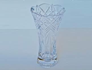 R40.00 Tall Cut Crystal Vase 29 x