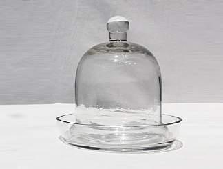 R30.00 Small Dome On Glass