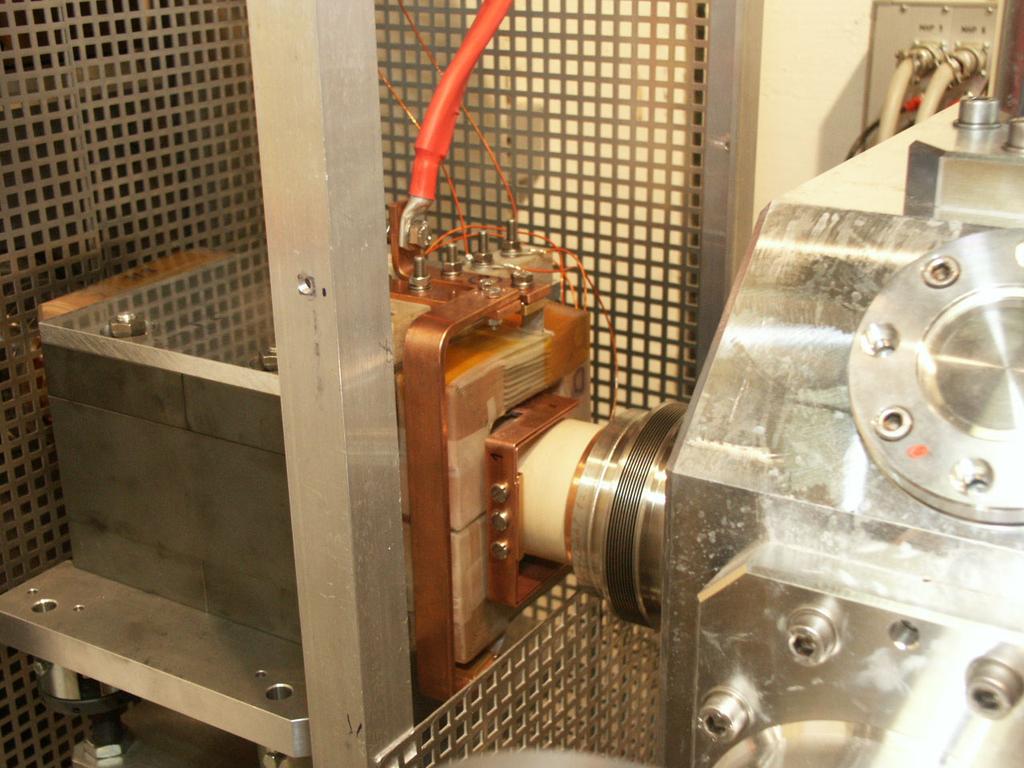 Diagnostic box P-beam Vacuum leak from mis-steered beam