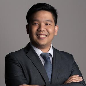 University of Singapore 6 years of M&A experience with Pickering Pacific Jansen Gunardi Vice President Indonesian national, extensive knowledge of