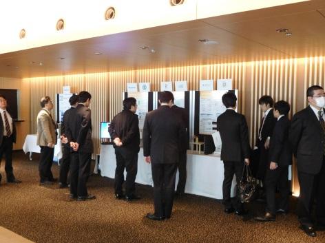 Presentations & exhibition ITS radiocommunications related organizations from overseas (Mr.