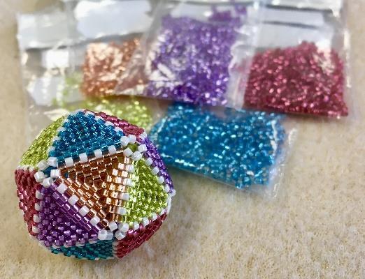 Embellishment beads for a hanger Friday 14 th September Lentil-saurus bracelet Designed by Natalie Allaway,