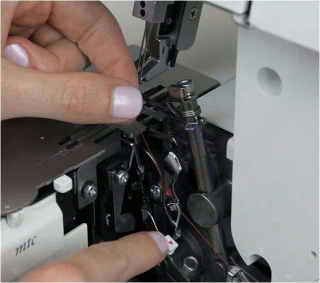 BERNINA L 450 / L 460 THREADING: THREADING STEPS 8. Place thread into all guides marked with color-coded marks Follow the color-coded marks for the thread you are using.