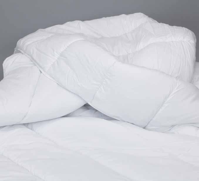 THE BEDROOM BEDDING 100% polyester microfibre fabric - Filling: hollow silicon fibres - 400 gsm Packaging: Cristal cover - NF EN