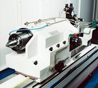 Technology makes the difference Z axis Tailstock The constantly high precision