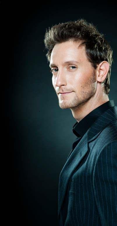 Do you believe someone can read your mind? Lior Suchard can. He can delve into your innermost thoughts and know what you are going to say even before you do.