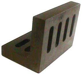 4.6 Angle Plate An angle plate, as shown in Fig. 18, is used for supporting or setting up work vertically.