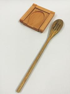 com Here is an easy Spoon Rest project with a twist - this Vectric version features a hinged frame that swings up and over the main spoon bowl area to provide a built-in spoon handle support!