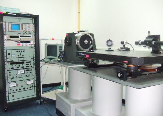 Primary Vibration Transducer Calibration System of