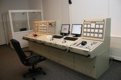 The basic operation with auxiliary sub-systems is performed by clicking on the PC screen, just as on a real modern ship.