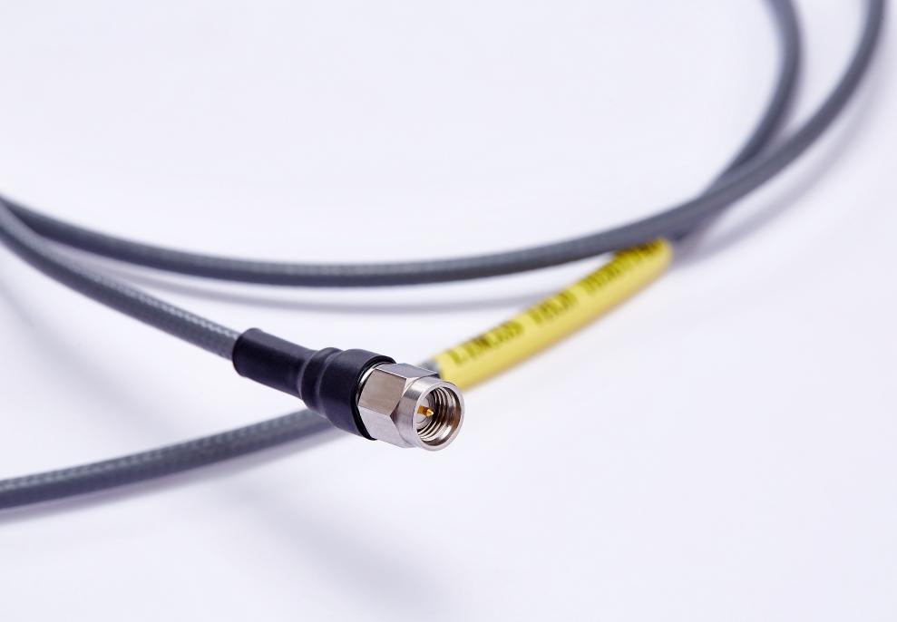 Cable LINCOS microwave coaxial cable basic construction is shown below : Ø 1. Inner Conductor : Solid or Strand Sliver Plated Copper Ø 2. Insulation : Wrapped Low Density PTFE Ø 3.